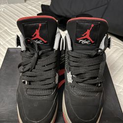 Air Jordan 4 Retro
