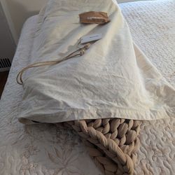 Bearaby Weighted Blanket