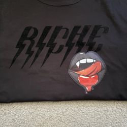 Vie+Riche Paris tongue 👅 Tee size L