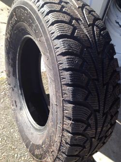P215/75R15 100s ha kook