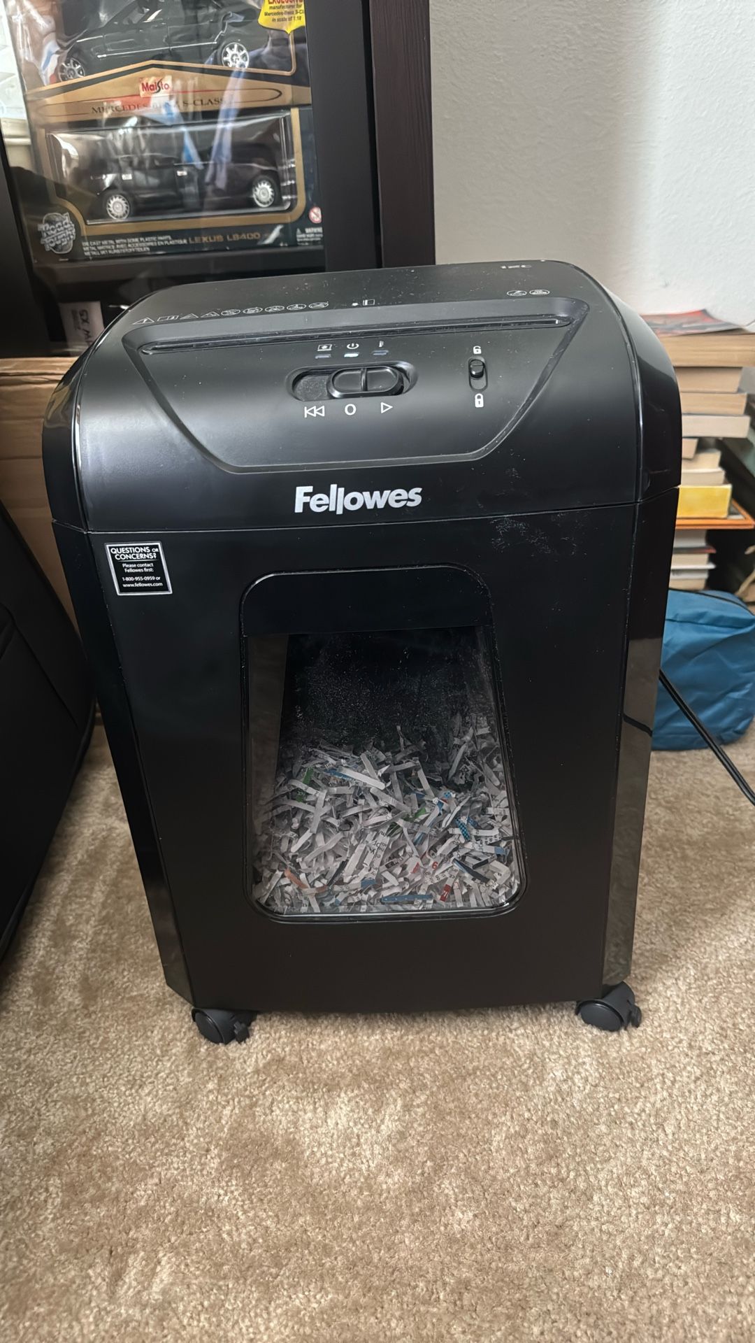 Cross Cut Paper Shredder 