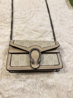 NEW CROSSBODY PURSE