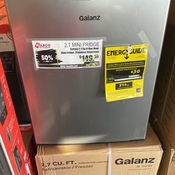 2.7 Galanz Mini Fridge 
