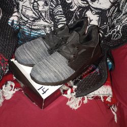 "Indestructible" Steel Toe Shoes..Size 14..(Brand New)