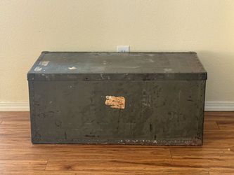 US NAVY storage chest