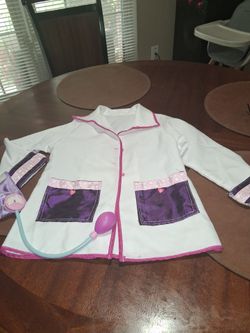 Doc mcstuffin coat dress up lab fit 4 to 6yr have little stain barely see it