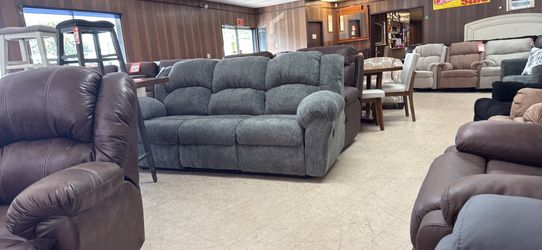Recliner couches 799