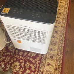 Dehumidifier 