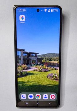 Razr Fold 2026, Unlocked,512GB, 16GB RAM+4GB,  Bose Sound, 6.6 inch outer screen 165Hz, 8.1 inch Inner screen, case, Best Camera Foldable Phone, Box,