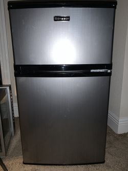 Emerson 3.1 cubic foot refrigerator online