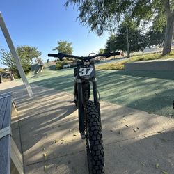 Surron X 2023 1800 Miles