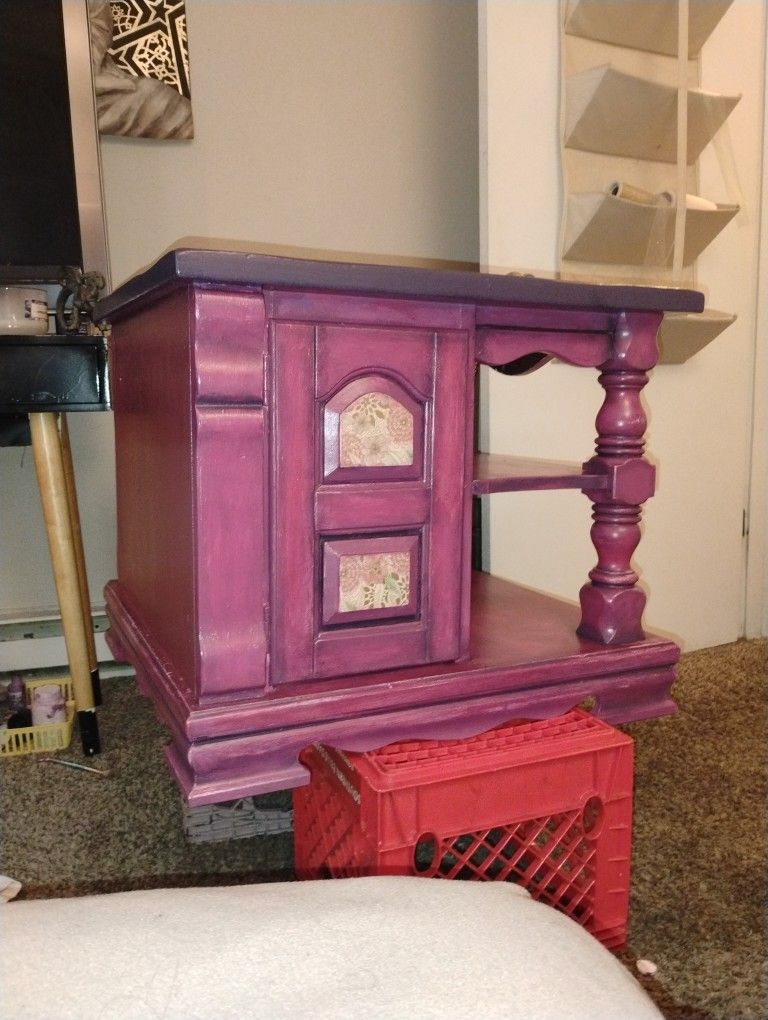 Bojo Refurbished End Table