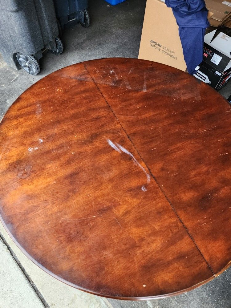 Solid Wood Table With Insert