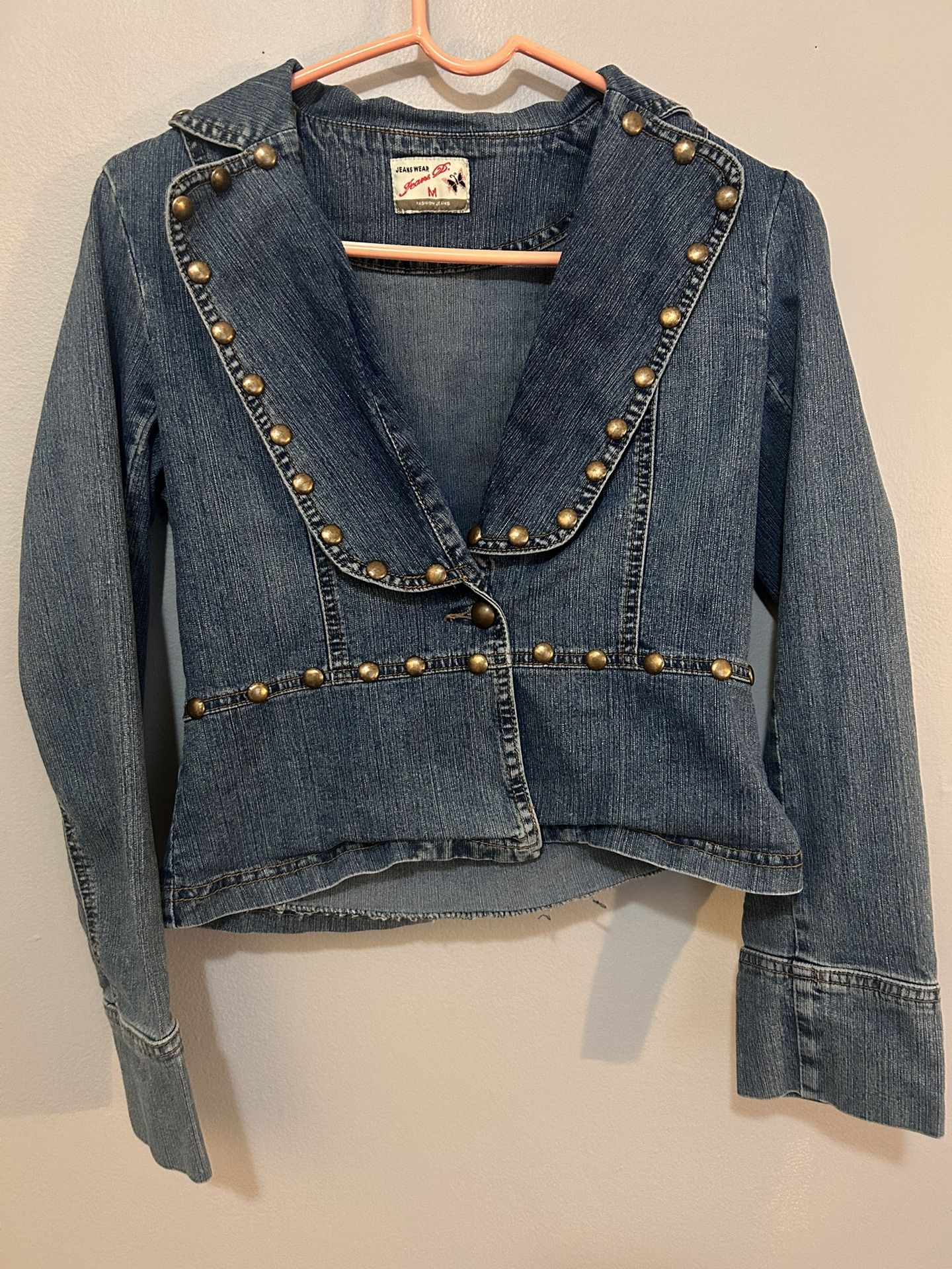 jean jacket with buttons