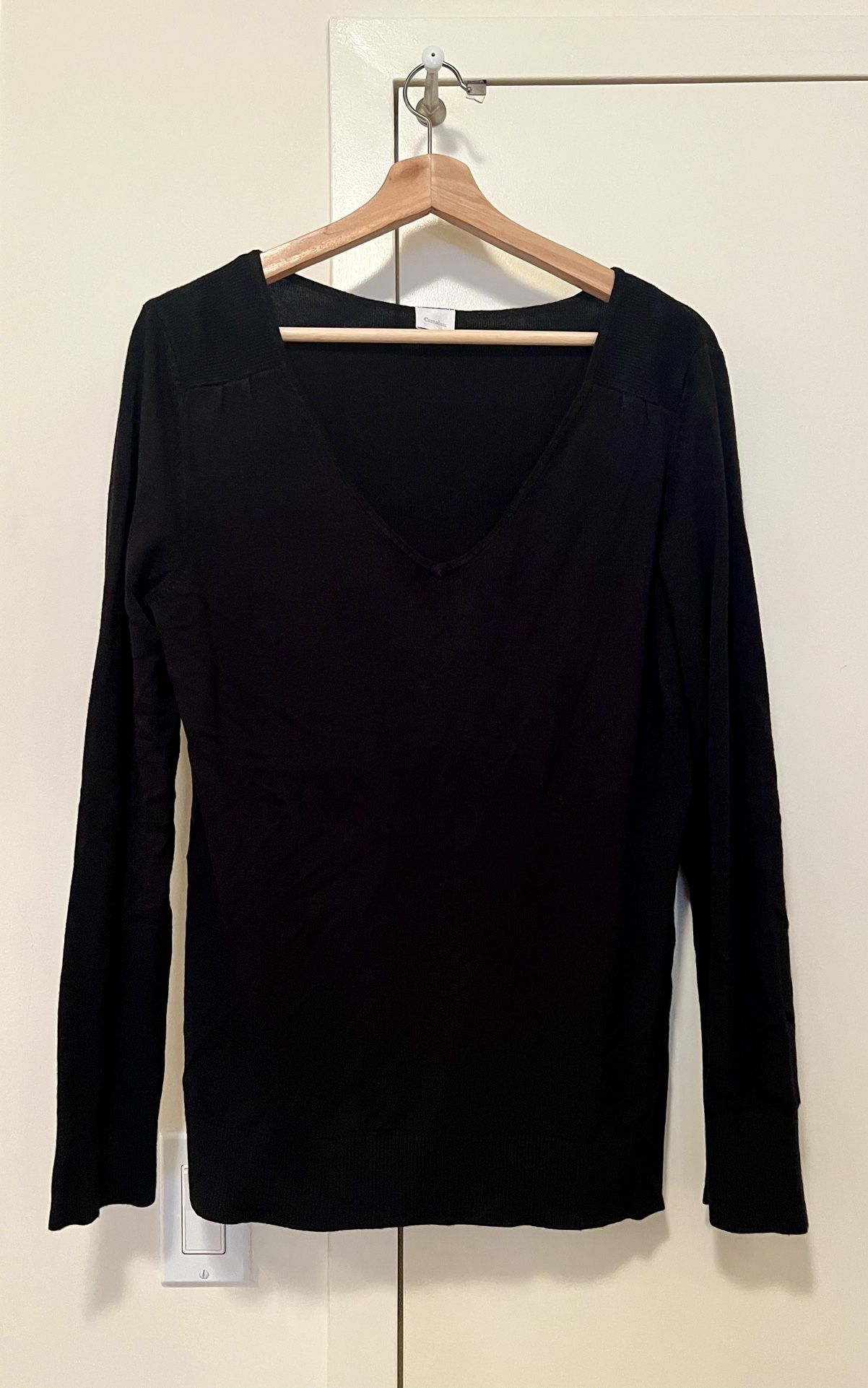 Black V Neck Long Sleeve Top