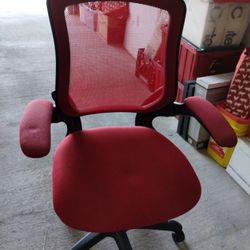 Red Desk Chair With Wheels 