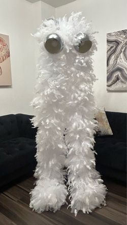 WHITE FEATHER BOA – HANDMADE