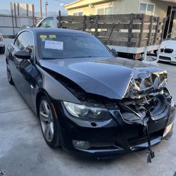 Parting Out! 2009 BMW 335i E93 N54