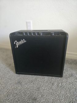 Fender-MustangLT25