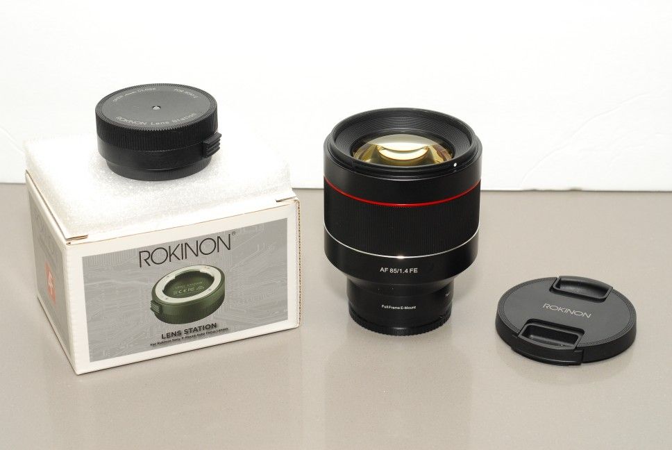 Rokinon 85mm F1.4 Sony E mount - with lens station