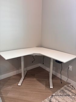 Adjustable Computer Desk