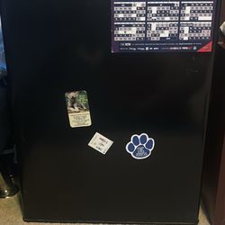 Mini fridge