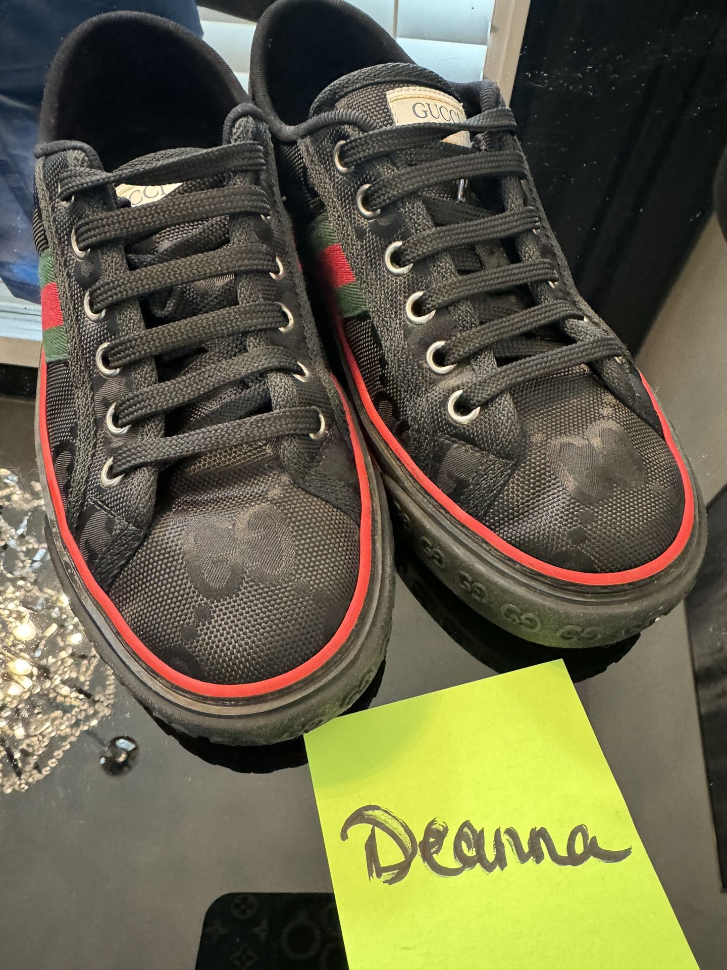 Gucci tennis shoes
