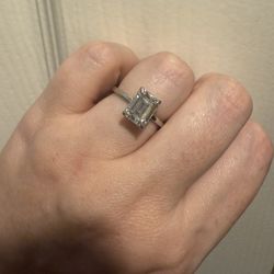 Fire & Brilliance Engagement Ring with Platinum Band 