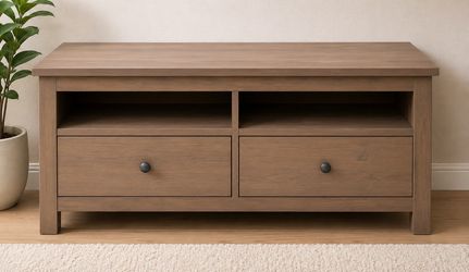 Solid Wood TV Stand / Media Console – Excellent Condition