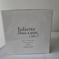 JULIETTE HAS A GUN NOT A PERFUME 3.3OZ100ML, EAU DE PARFUM  New Sealed Box 