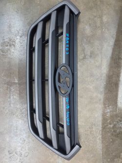 2016 2018 hyundai tucson grille upper new