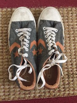 Converse Size 9