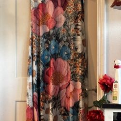 Size Large Women’s Dress