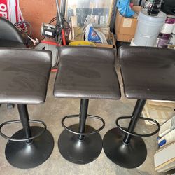 3 Bar Stools