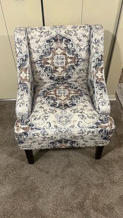 Brand new accent wingback chair full details in the photo gallery pickup Gaithersburg md20877