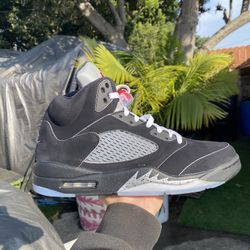 Jordan 5 Metallic