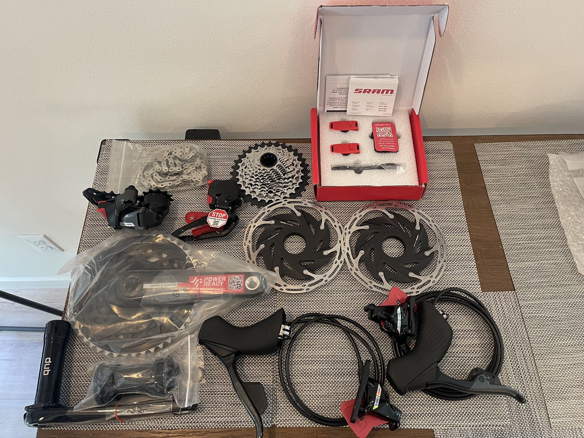 SRAM Force 12 Speed AXS Electronic Group