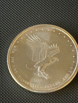 1982 1oz .999 Fine Silver Eagle Coin