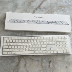 Apple Magic Keyboard NEW!!! 