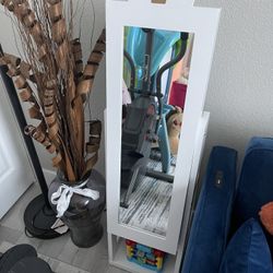 Toddler mirrored jewelry cabinet