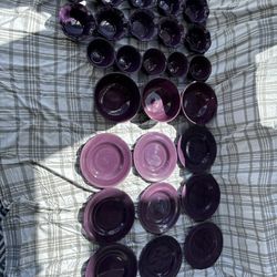 27-piece Purple Plate Set