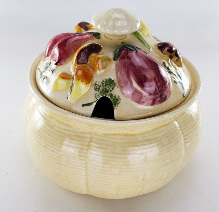 Ceramic Vegetable Holder-Pot