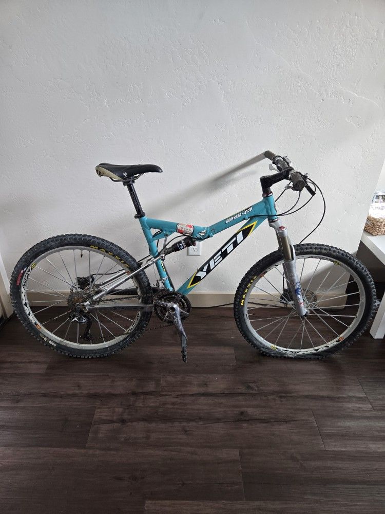 YETI XTR (small)