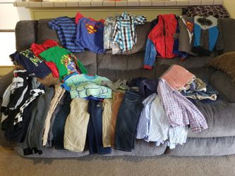 Lot of 4t boys clothes make me and offer