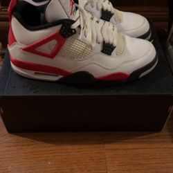 Size 10.5 - Jordan 4 retro 'Red Cement' with box, hardly used 