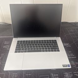 Razer Blade 16 2023 - RTX 4080