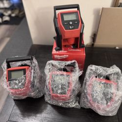 Milwaukee M12 Compact Inflators
