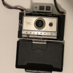 Polaroid  350 Land Camera