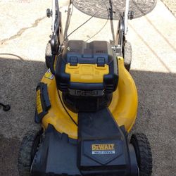 DE WALT LAWN MOWER (NO BATTERY)