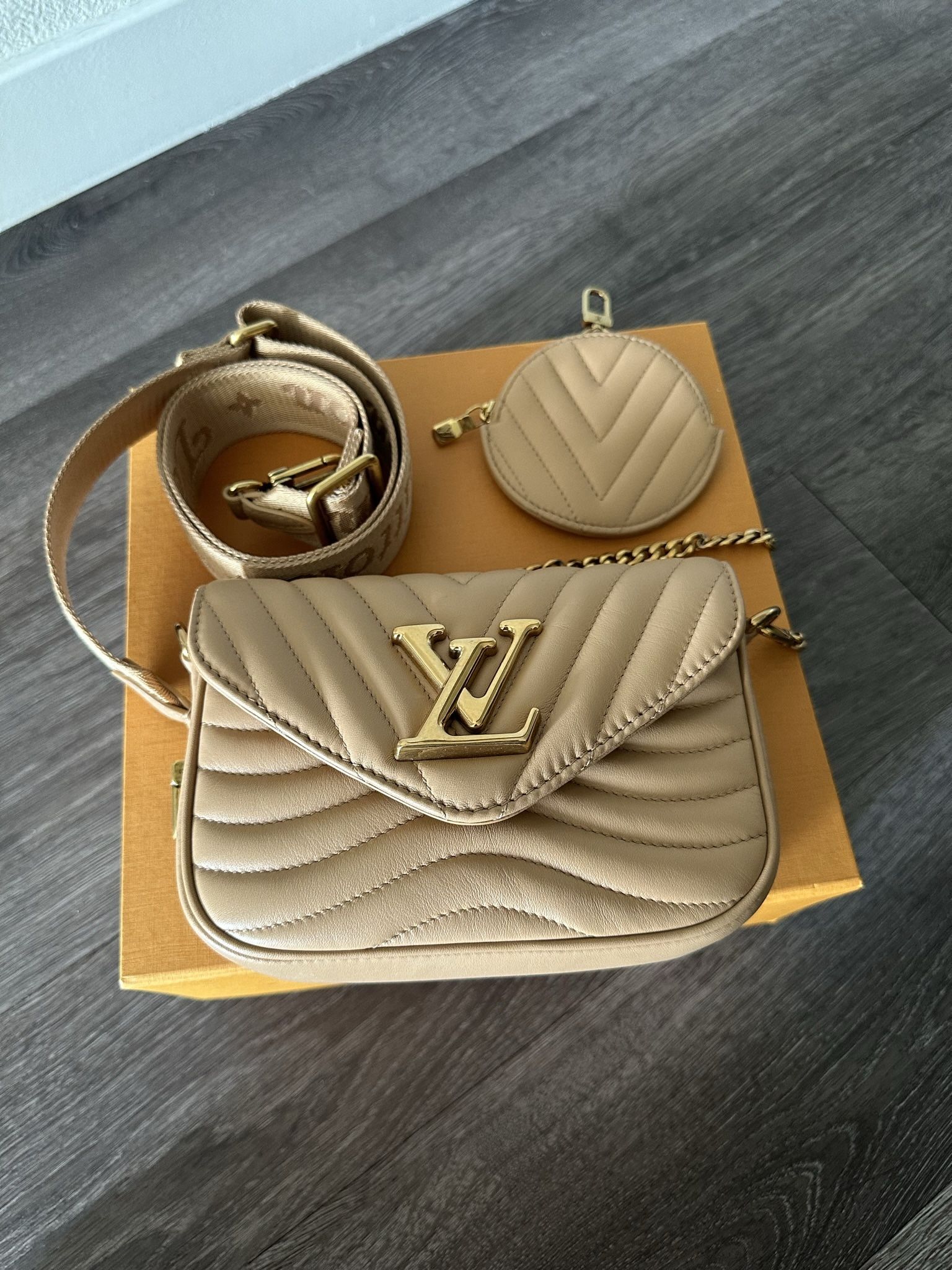 Louis Vuitton New Wave Multi Pochette 